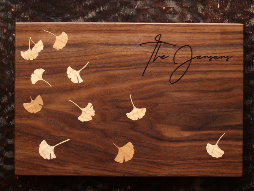 gingko-leaf-cutting-board